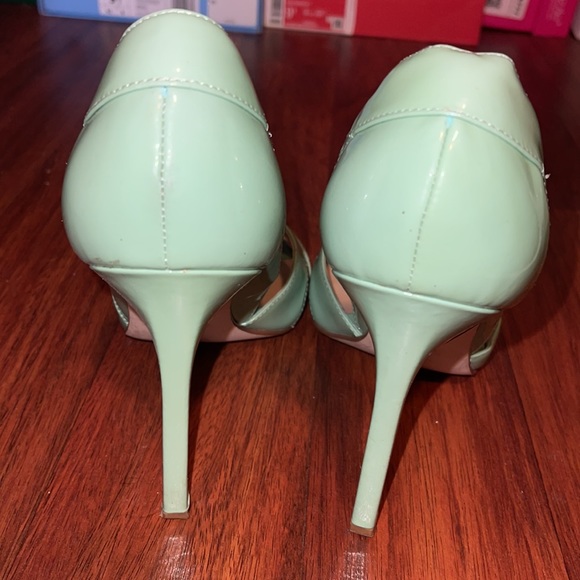 Mint Green open toe sandal with criss-cross design - Picture 2 of 12